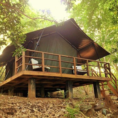 Kula Kula Luxury Camping Resort Udawalawe Exterior foto